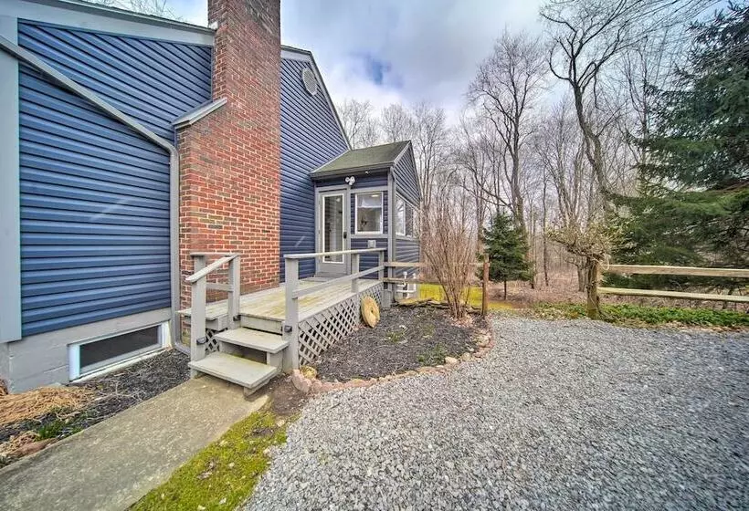 Meadville Home: Private Yard & Fishing Nearby