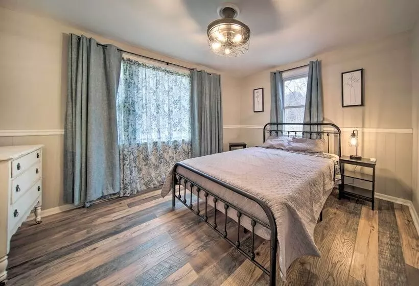 Meadville Home: Private Yard & Fishing Nearby