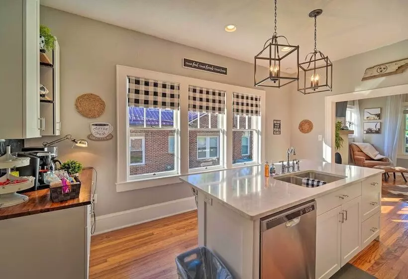 Modern, Sun Lit Retreat W/ Fire Pit & Yard!