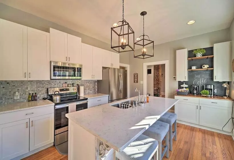 Modern, Sun Lit Retreat W/ Fire Pit & Yard!