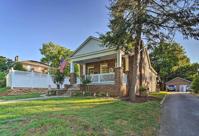 Modern, Sun Lit Retreat W/ Fire Pit & Yard!