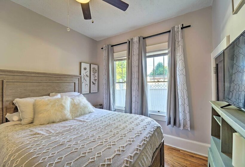 Modern, Sun Lit Retreat W/ Fire Pit & Yard!