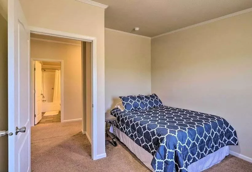 Mtn Gem W/ Breathtaking Scenery: 7 Mi To Dtwn