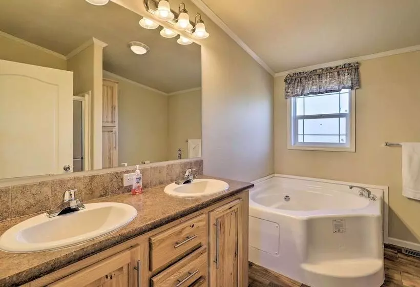 Mtn Gem W/ Breathtaking Scenery: 7 Mi To Dtwn