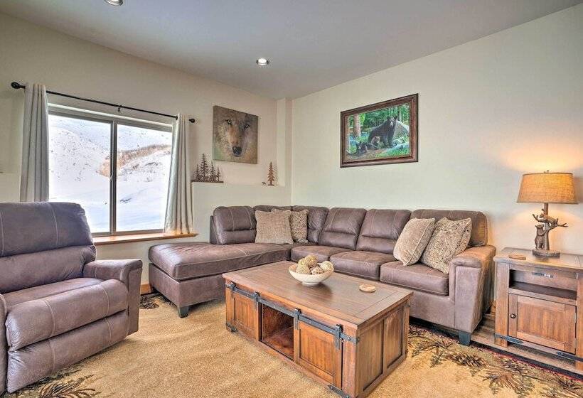 Pateros Home W/ Deck, 7 Mi To Alta Lake Park!