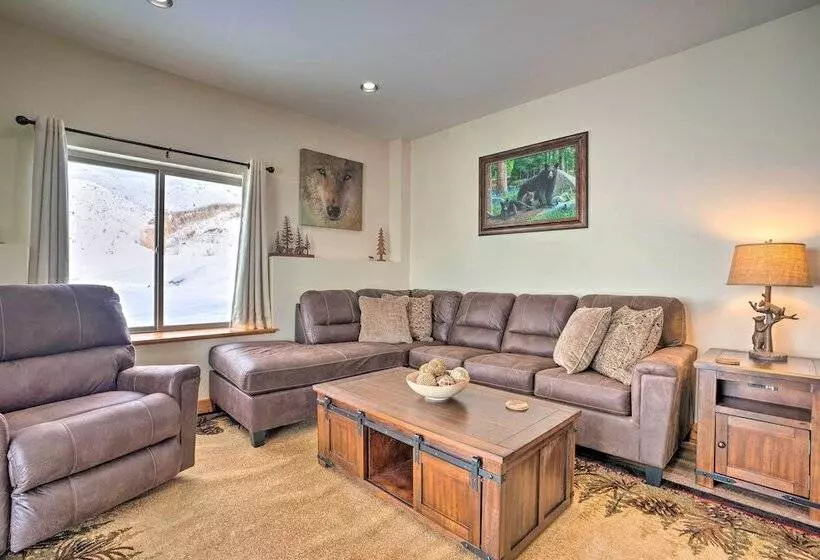 Pateros Home W/ Deck, 7 Mi To Alta Lake Park!