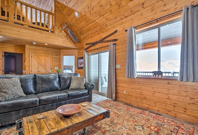 Pateros Home W/ Deck, 7 Mi To Alta Lake Park!