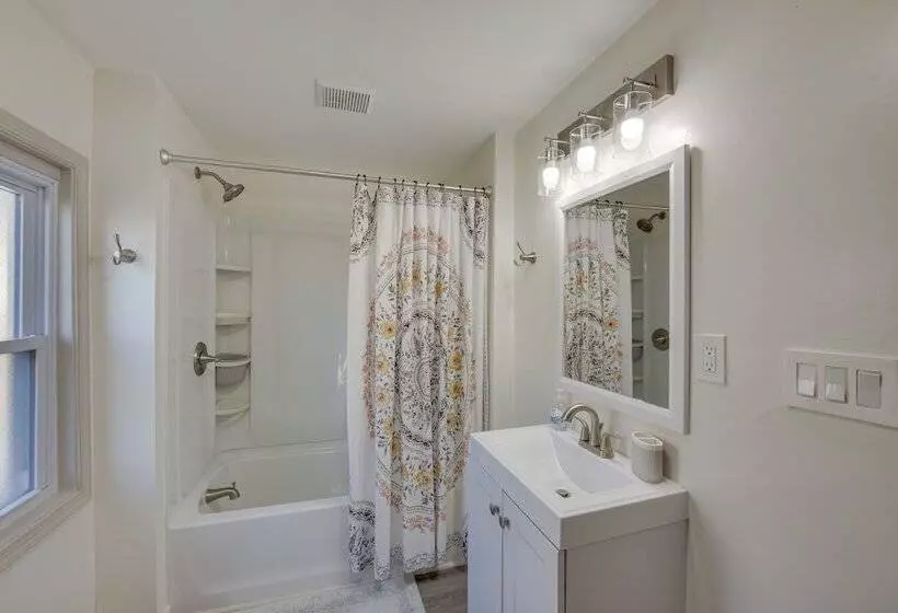 Pet Friendly Pennsylvania Retreat W/ Fire Pit!