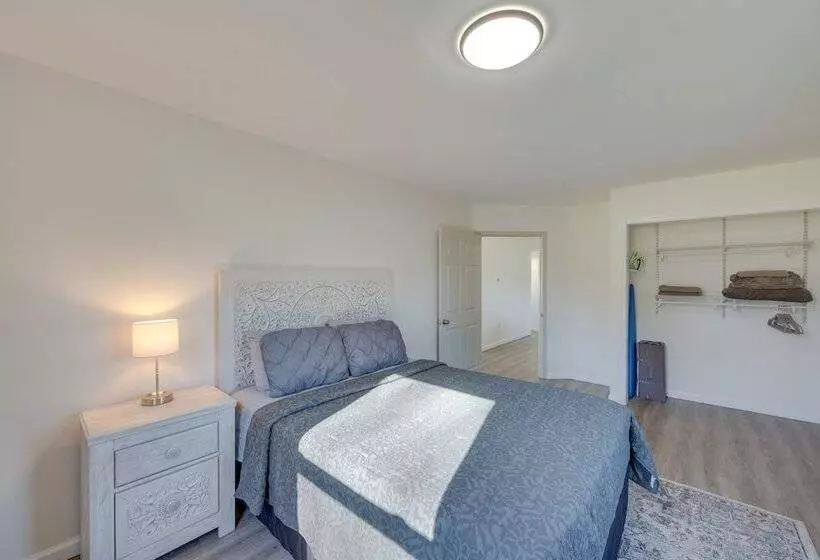 Pet Friendly Pennsylvania Retreat W/ Fire Pit!