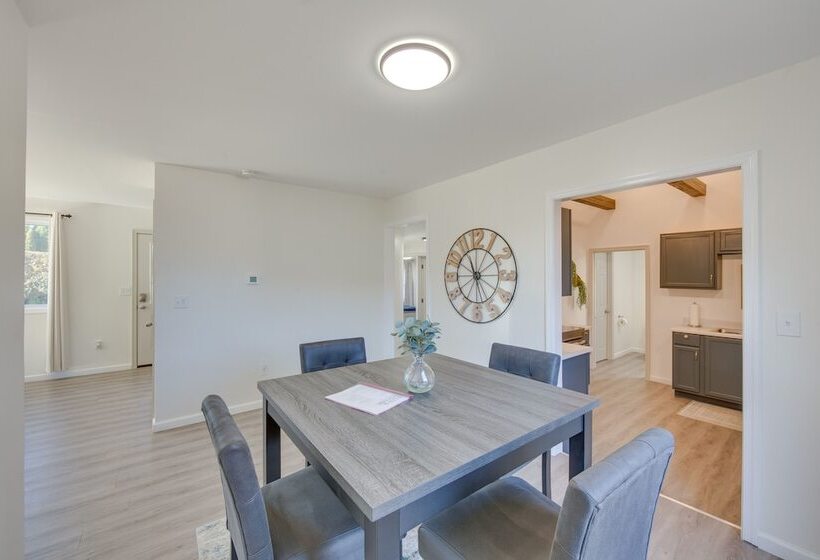 Pet Friendly Pennsylvania Retreat W/ Fire Pit!