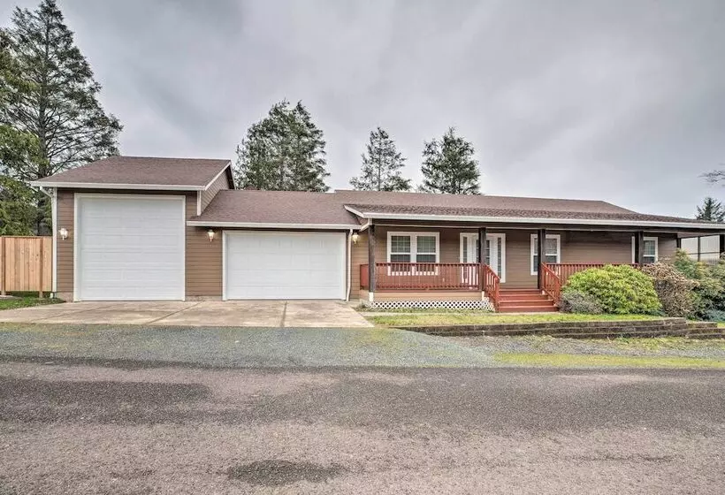 Pet Friendly Pnw Home, 1 Mi To Rockaway Beach