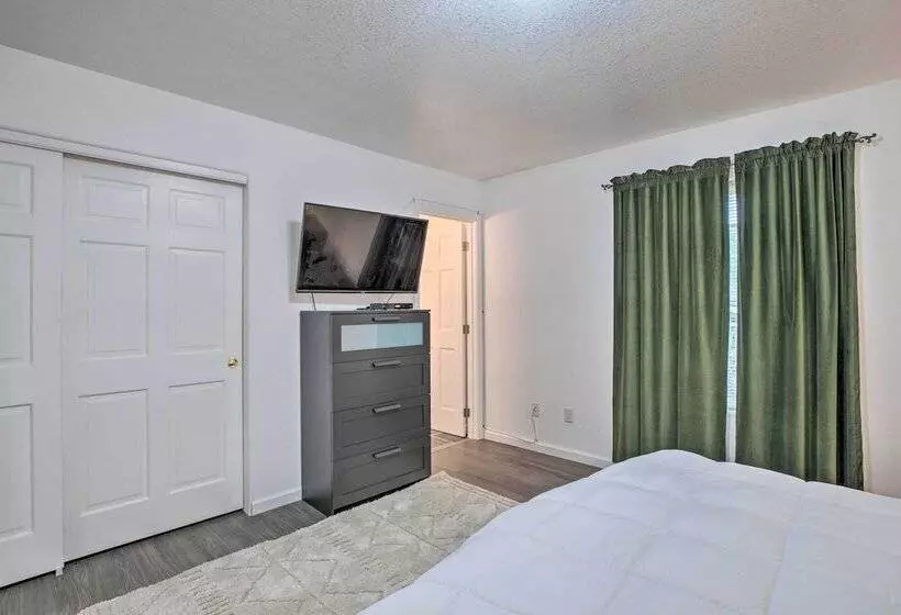 Pet Friendly Pnw Home, 1 Mi To Rockaway Beach