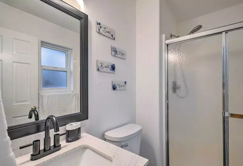 Pet Friendly Pnw Home, 1 Mi To Rockaway Beach