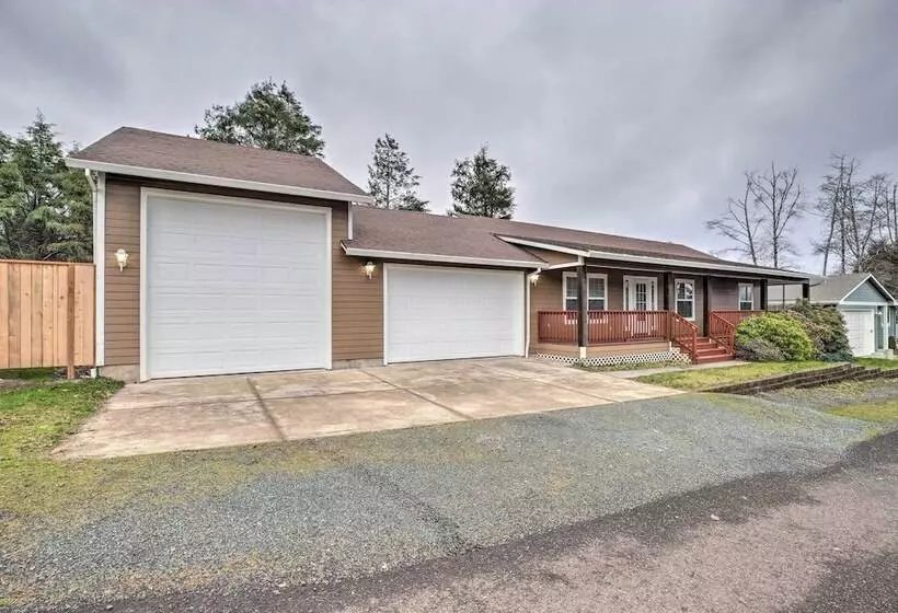 Pet Friendly Pnw Home, 1 Mi To Rockaway Beach