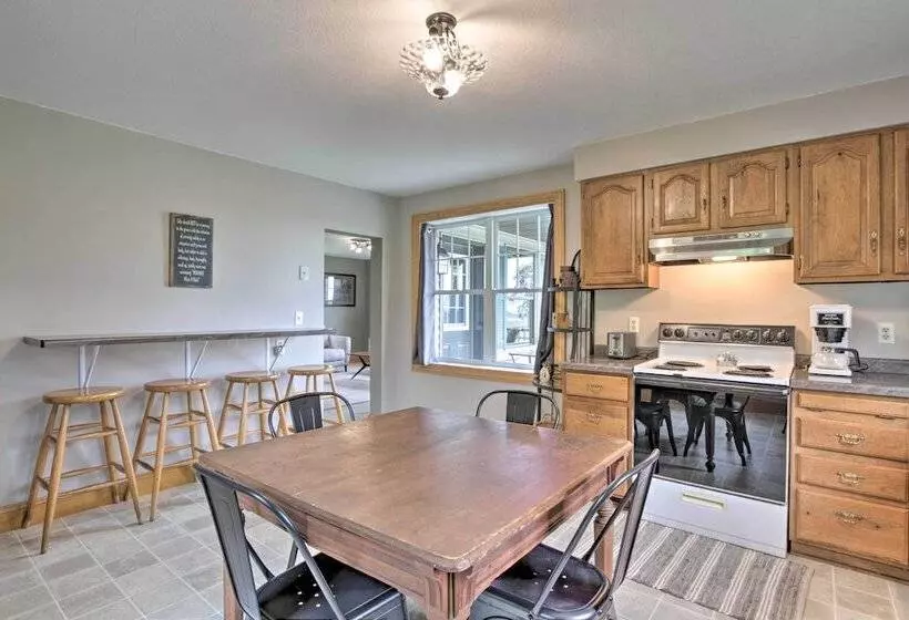 Pet Friendly Spring Grove Home W/serene Yard!