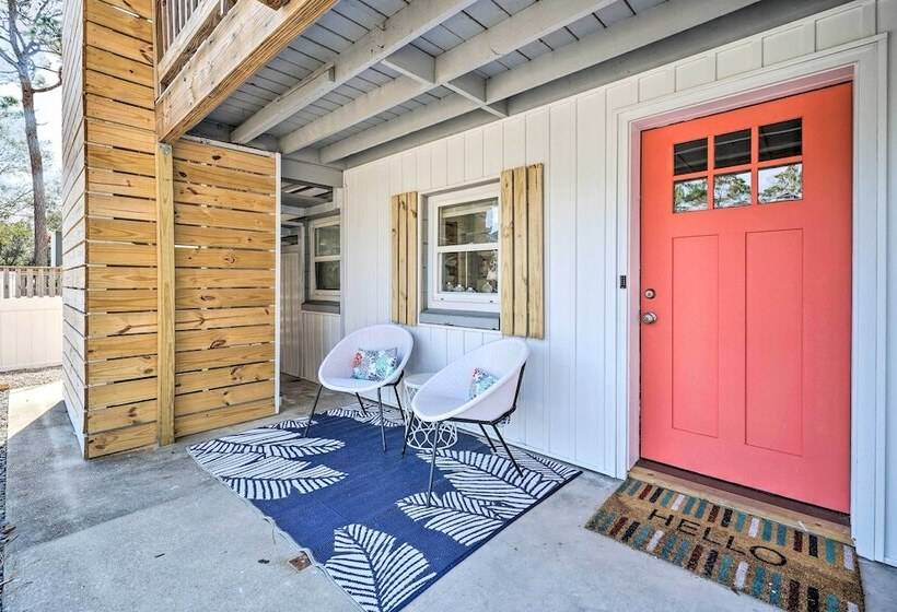 Picturesque Duplex Unit, 1/2 Mi To The Beach!