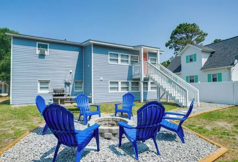 Picturesque Duplex Unit, 1/2 Mi To The Beach!