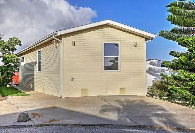 Port Isabel Cottage < 5 Mi To South Padre Island!