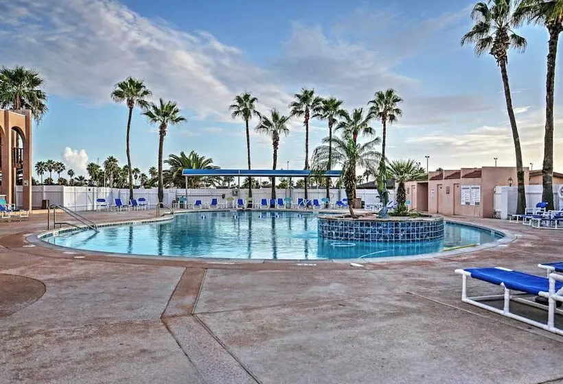 Port Isabel Cottage < 5 Mi To South Padre Island!