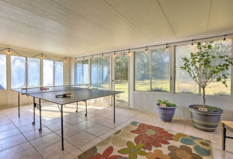 Quiet Dothan House With Fenced Yard + Fire Pit!