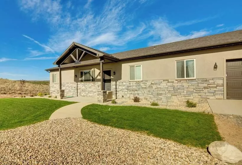 Ranch Escape W/ Patio ~ 21 Mi To Bryce Canyon