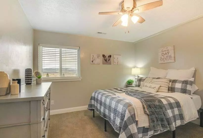 Ranch Escape W/ Patio ~ 21 Mi To Bryce Canyon