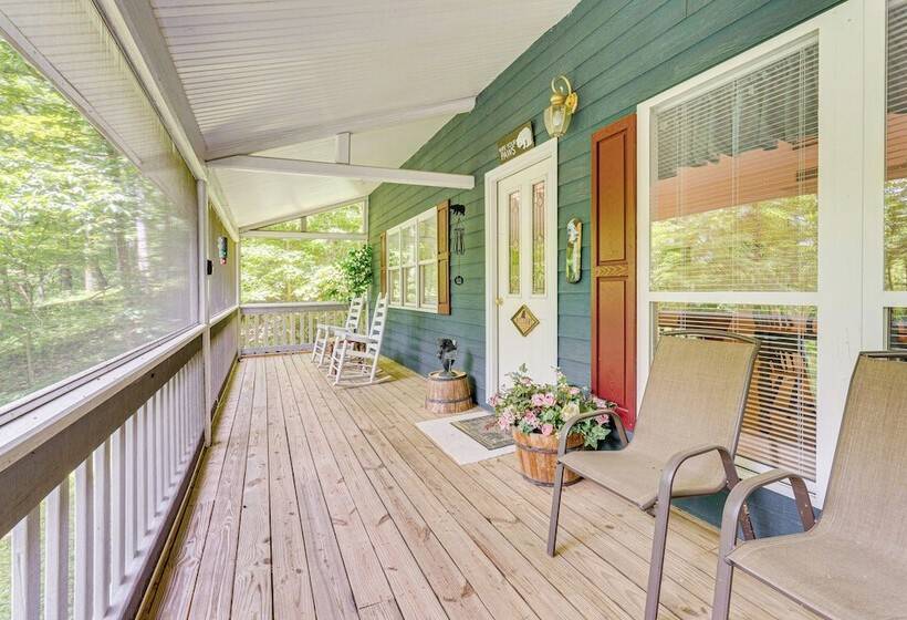 Secluded Cabin W/ Porch   7 Miles To Lake Chatuge!