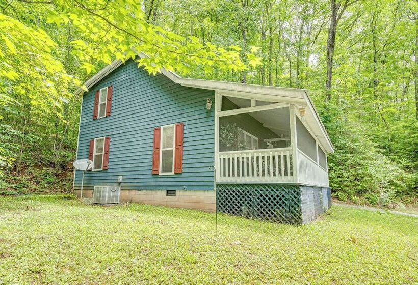 Secluded Cabin W/ Porch   7 Miles To Lake Chatuge!