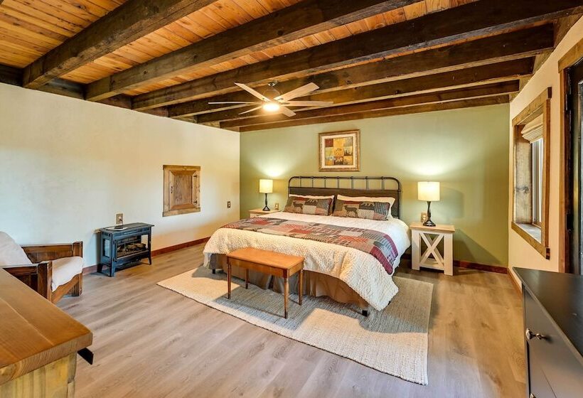 Secluded Garden Valley Cabin W/ Deck & Views!