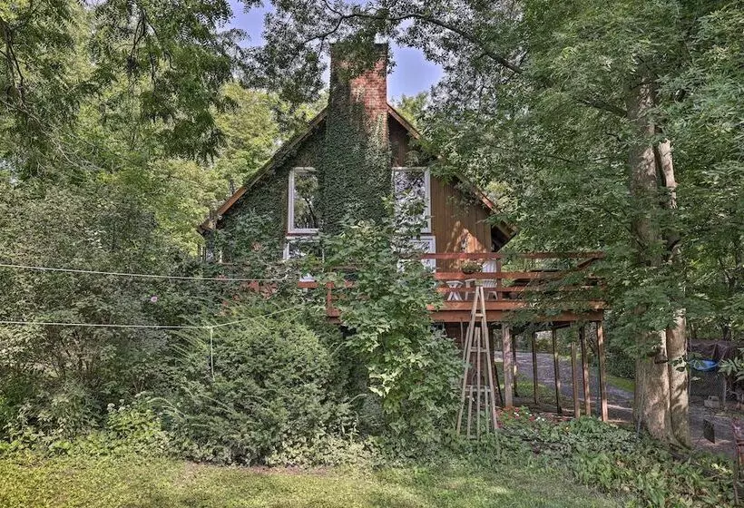 Serene Lodi Escape W/ Deck: Boat, Hike & Sip!