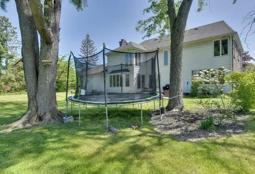 Spacious Buffalo Brick Home W/ Backyard!