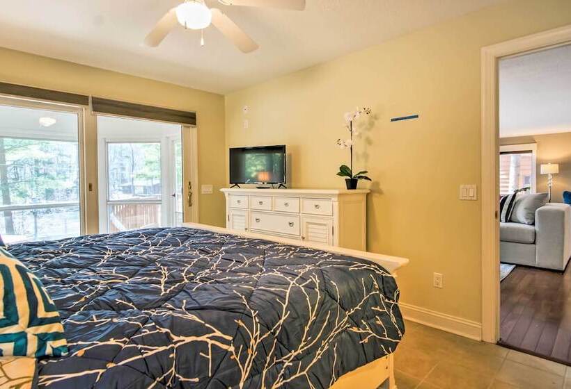 Spacious Mears House Steps From Lake Michigan!