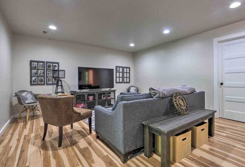 Tranquil Port Republic Home W/ Water Views!