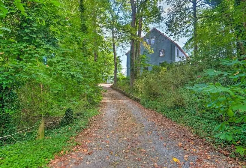 Tranquil Port Republic Home W/ Water Views!