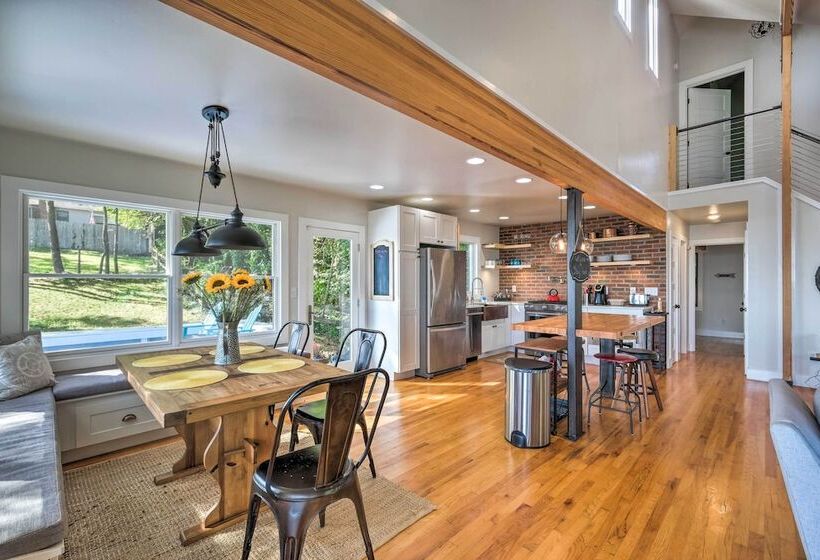 Tranquil Port Republic Home W/ Water Views!