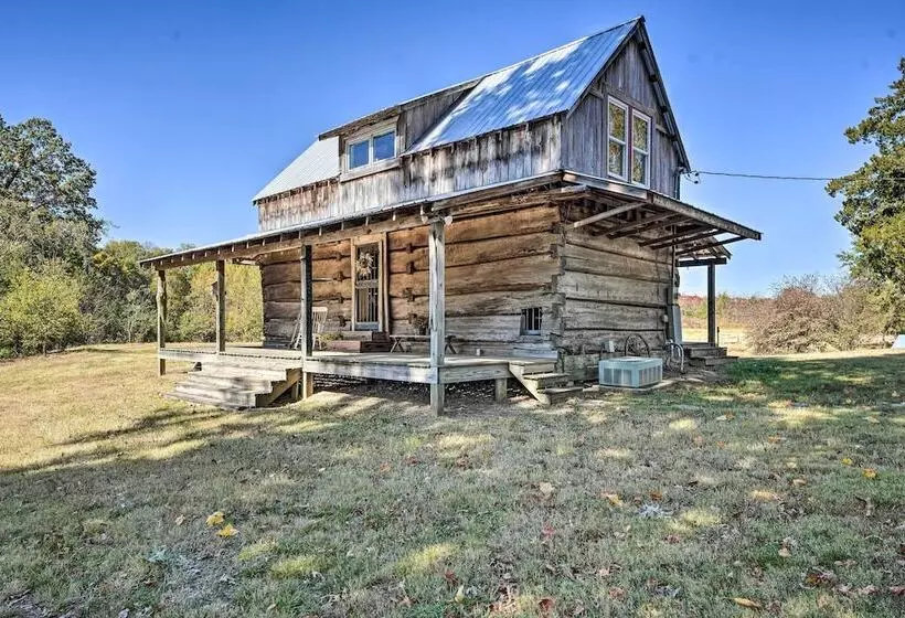 Unique Loft Cabin: Fire Pit & Fishing Access!
