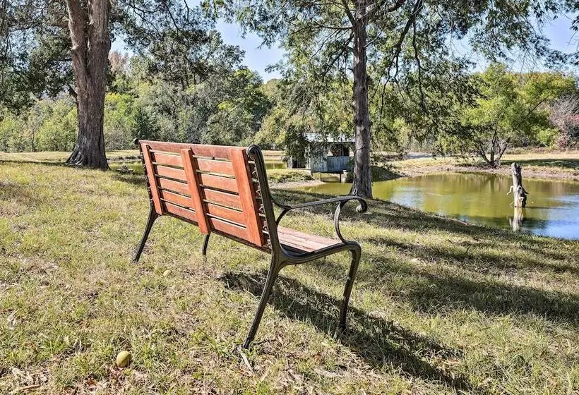 Unique Loft Cabin: Fire Pit & Fishing Access!