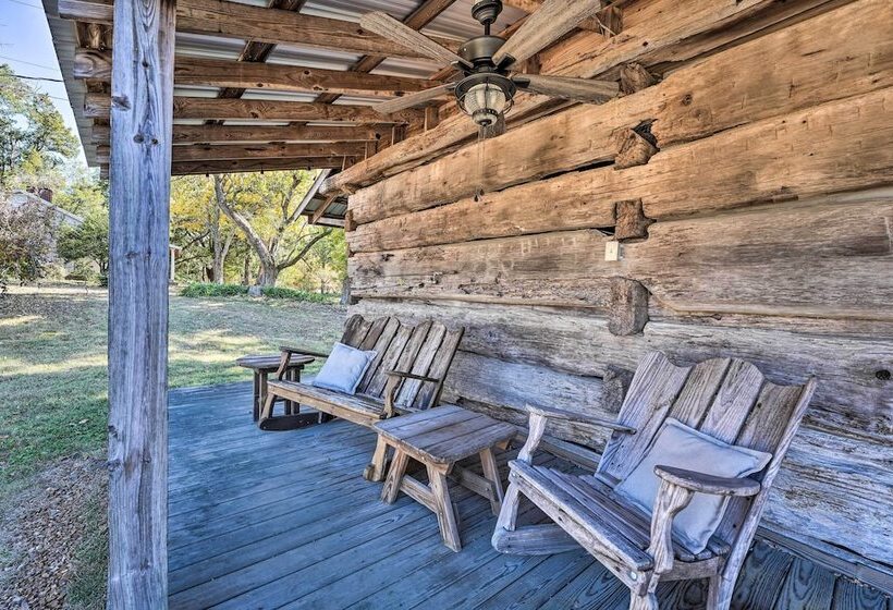 Unique Loft Cabin: Fire Pit & Fishing Access!