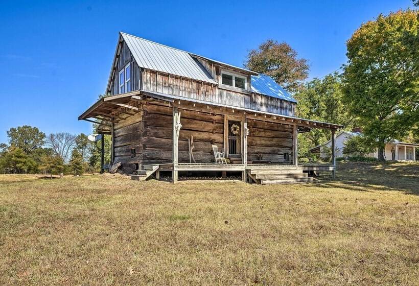 Unique Loft Cabin: Fire Pit & Fishing Access!