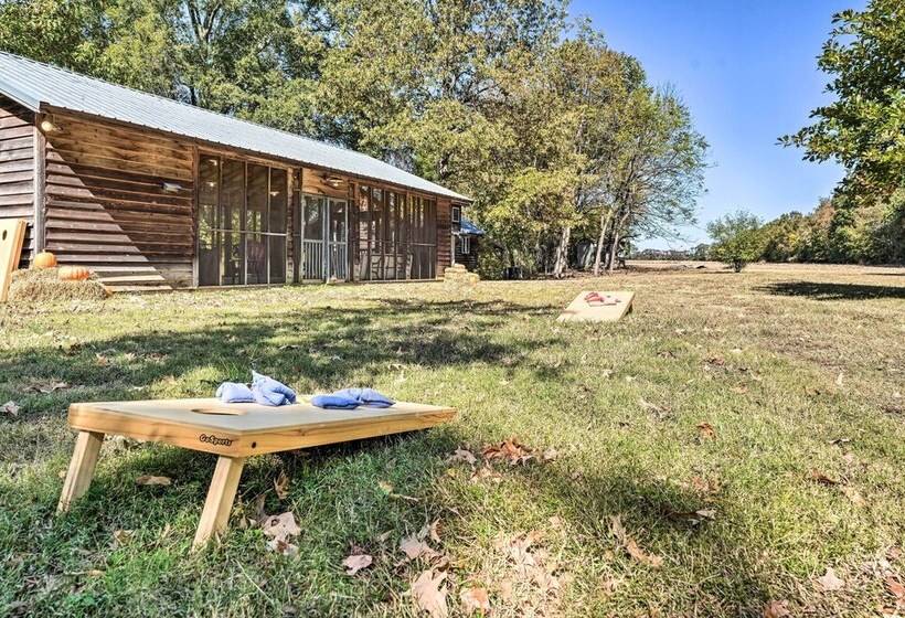 Unique Loft Cabin: Fire Pit & Fishing Access!