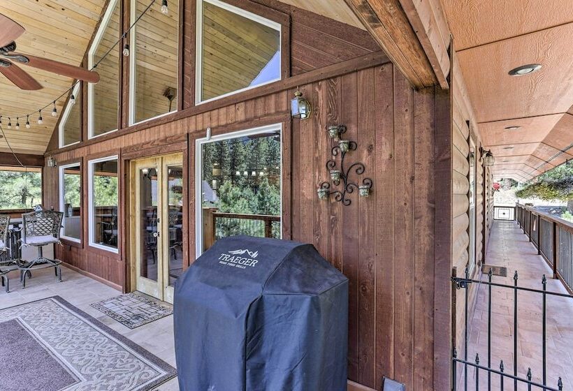 Updated Garden Valley Home W/ Fire Pit & Game Room