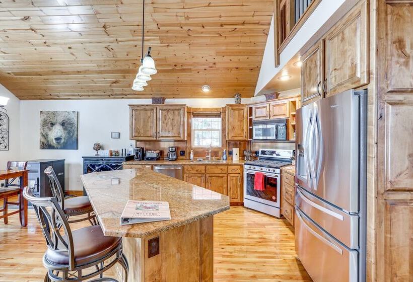 Updated Garden Valley Home W/ Fire Pit & Game Room