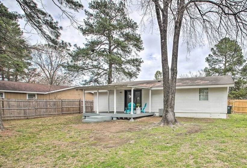 6 Mi To Nat L Park: Pet Friendly Hot Springs Home