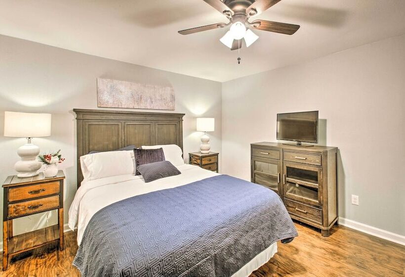 6 Mi To Nat L Park: Pet Friendly Hot Springs Home