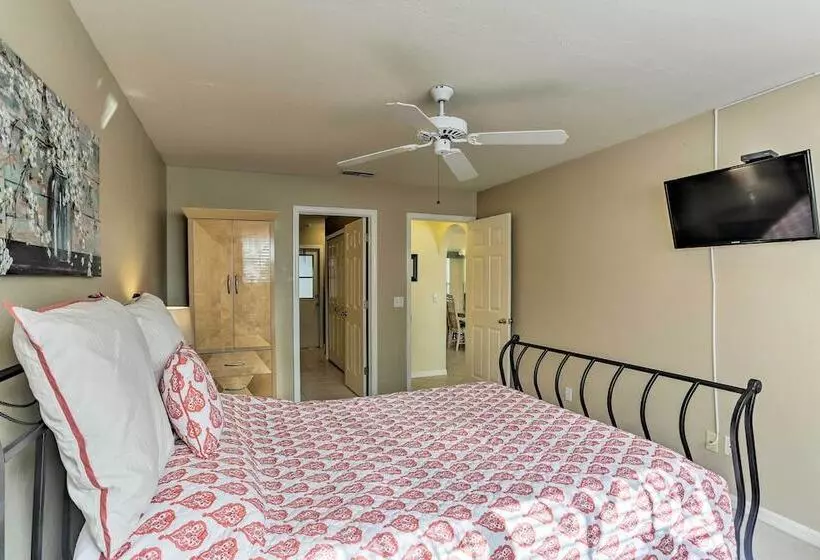 Canalfront Cape Coral Home W/ Private Dock!