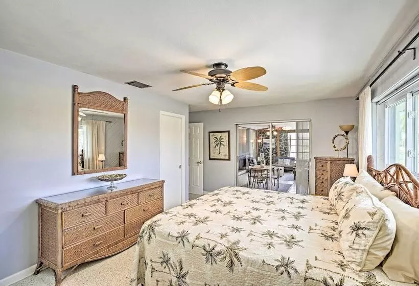 Canalfront House W/ Heated Pool & 2 Patios!