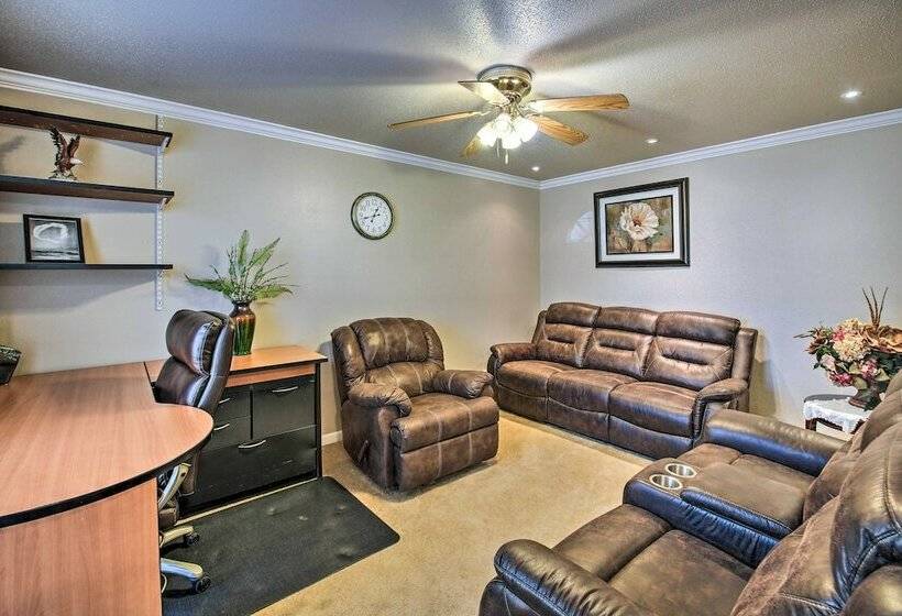 Central Hot Springs Family Home W/ Deck!