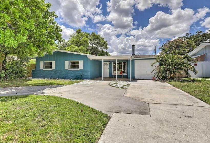 Charming Clearwater Escape ~ 6 Mi To Beach!