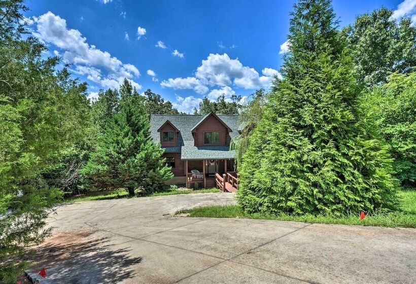 Charming Lake Hartwell Retreat W/ Gas Grill