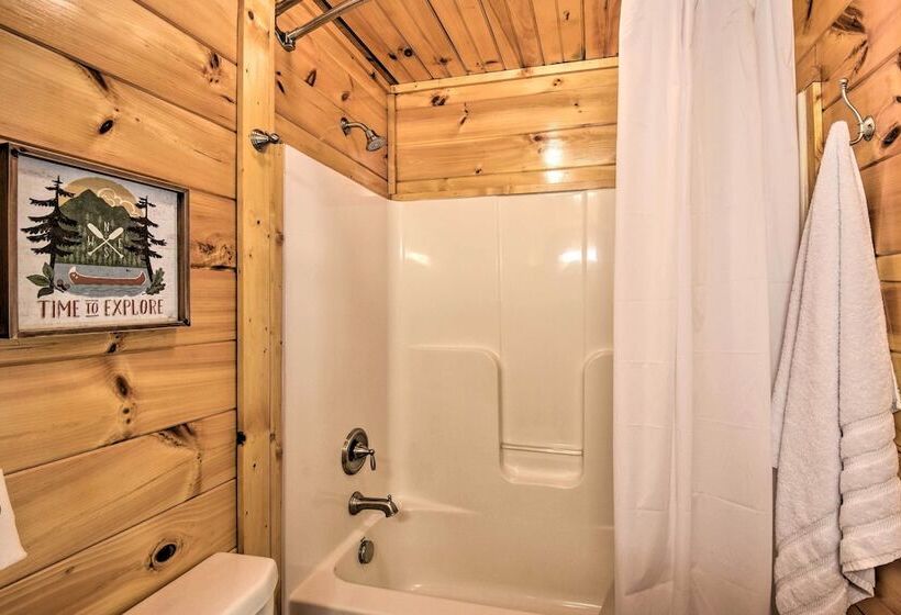 Charming Lake Hartwell Retreat W/ Gas Grill